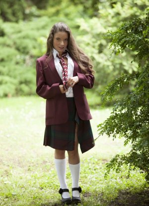 Обе дырочки стройной тинки заткнули два садовника фото 8