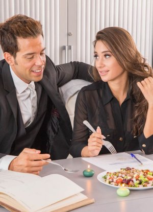 Горячая русская стажерка наслаждается офисным сексом со своим боссом фото 8