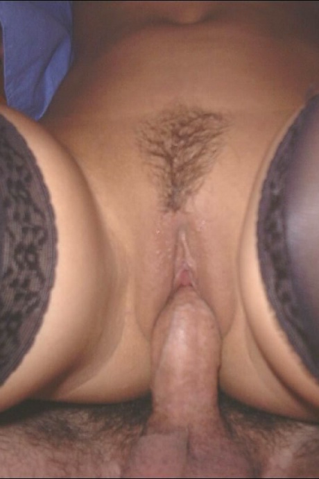 Бывшая девушка получает сперму на лицо после того, как соблазнила бывшего любовника в черных чулках 3