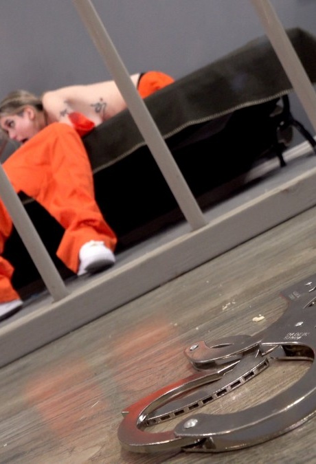 Альтернативный эротический Тюремный Фетиш Татуировка блондинки 20